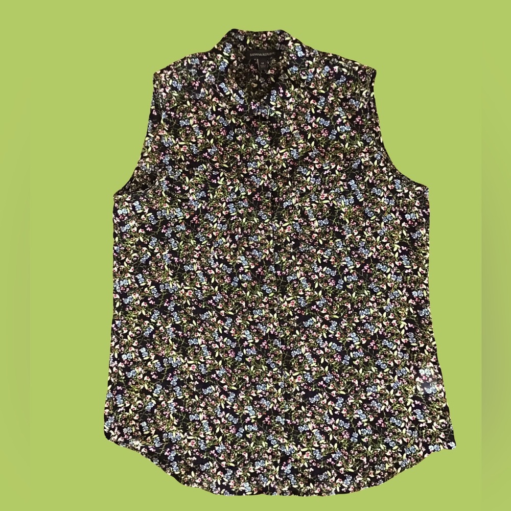 Banana Republic Sleeveless Blouse